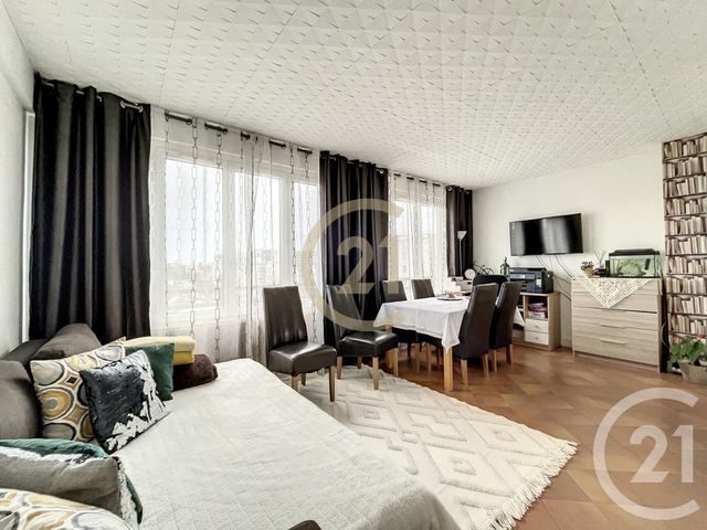 Appartement F2 à vendre - 2 pièces - 44.82 m2 - GAGNY - 93 - ILE-DE-FRANCE - Century 21 Sweet Home Immobilier
