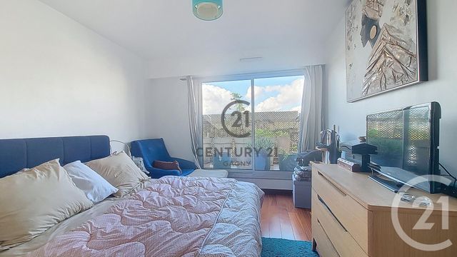 Appartement F2 à vendre - 2 pièces - 51.86 m2 - GAGNY - 93 - ILE-DE-FRANCE - Century 21 Sweet Home Immobilier