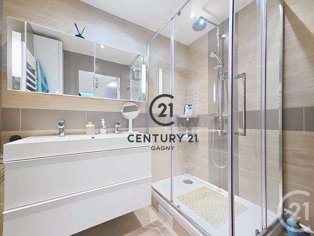Appartement F3 à vendre - 3 pièces - 65.82 m2 - GAGNY - 93 - ILE-DE-FRANCE - Century 21 Sweet Home Immobilier