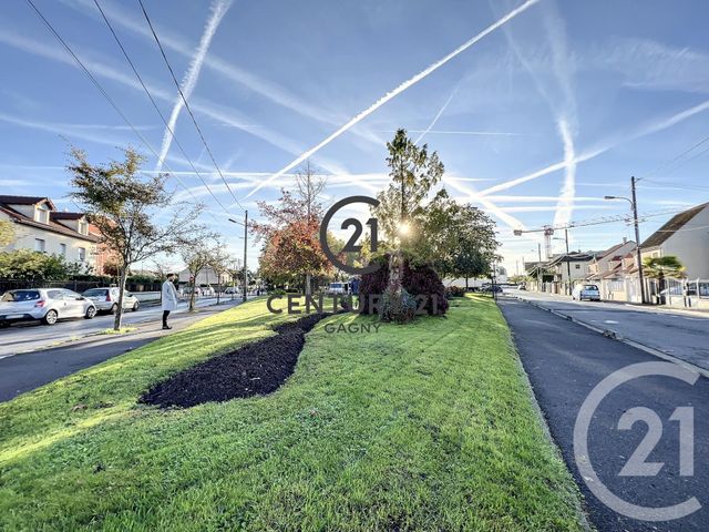 maison à vendre - 5 pièces - 99.11 m2 - GAGNY - 93 - ILE-DE-FRANCE - Century 21 Sweet Home Immobilier