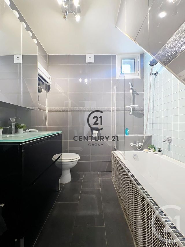 Appartement Duplex à vendre - 4 pièces - 65.1 m2 - GAGNY - 93 - ILE-DE-FRANCE - Century 21 Sweet Home Immobilier
