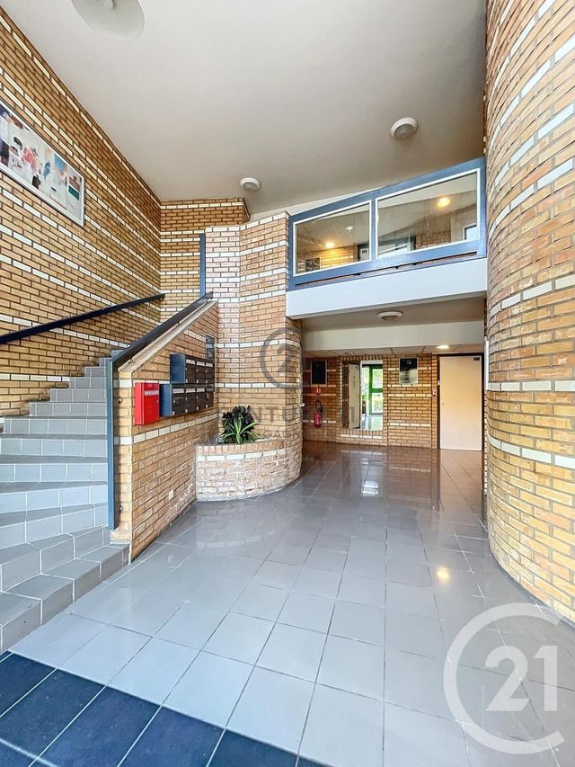 Appartement F2 à vendre - 2 pièces - 33.55 m2 - CHAMPS SUR MARNE - 77 - ILE-DE-FRANCE - Century 21 Sweet Home Immobilier