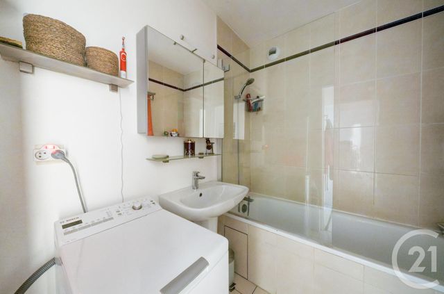 Appartement F3 à vendre - 3 pièces - 60.83 m2 - NEUILLY SUR MARNE - 93 - ILE-DE-FRANCE - Century 21 Sweet Home Immobilier