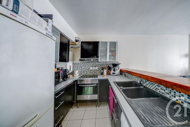 Appartement F3 à vendre - 3 pièces - 60.83 m2 - NEUILLY SUR MARNE - 93 - ILE-DE-FRANCE - Century 21 Sweet Home Immobilier