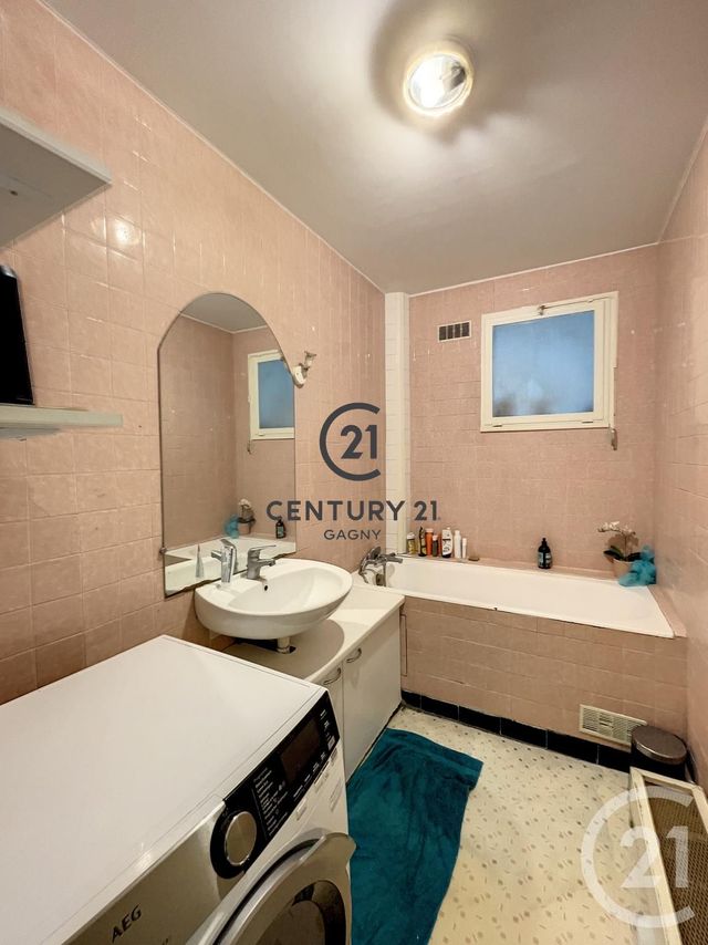 Appartement F5 à vendre - 5 pièces - 91.02 m2 - GAGNY - 93 - ILE-DE-FRANCE - Century 21 Sweet Home Immobilier