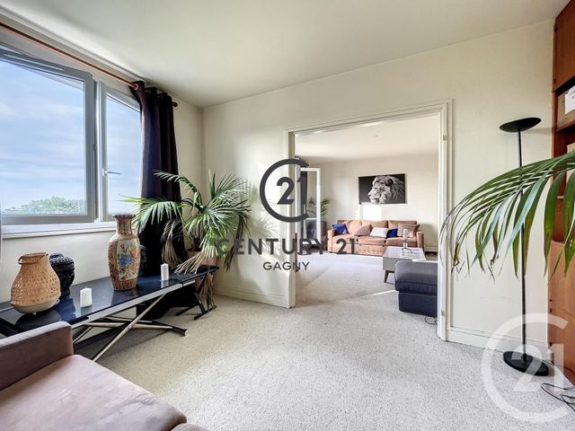 Appartement F5 à vendre - 5 pièces - 91.02 m2 - GAGNY - 93 - ILE-DE-FRANCE - Century 21 Sweet Home Immobilier