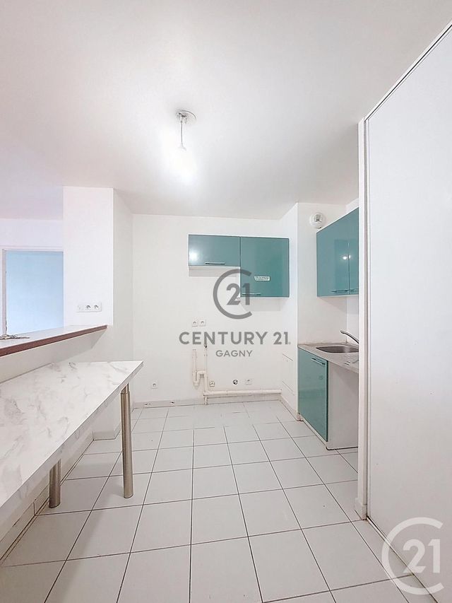Appartement F3 à louer - 3 pièces - 61.0 m2 - VILLEMOMBLE - 93 - ILE-DE-FRANCE - Century 21 Sweet Home Immobilier