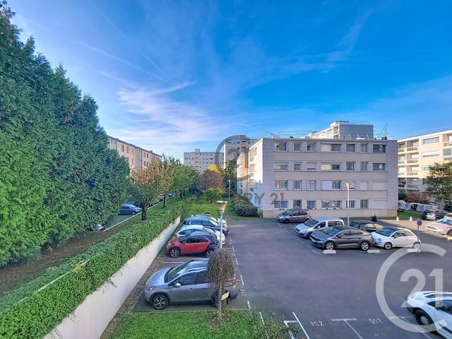 Appartement F2 à vendre - 2 pièces - 63.21 m2 - GAGNY - 93 - ILE-DE-FRANCE - Century 21 Sweet Home Immobilier