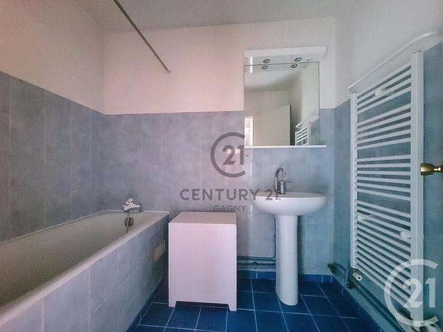 Appartement F2 à vendre - 2 pièces - 63.21 m2 - GAGNY - 93 - ILE-DE-FRANCE - Century 21 Sweet Home Immobilier