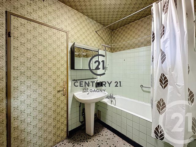 Appartement F4 à vendre - 4 pièces - 72.9 m2 - GAGNY - 93 - ILE-DE-FRANCE - Century 21 Sweet Home Immobilier