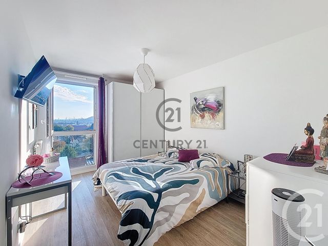 Appartement F3 à vendre - 3 pièces - 54.61 m2 - GAGNY - 93 - ILE-DE-FRANCE - Century 21 Sweet Home Immobilier