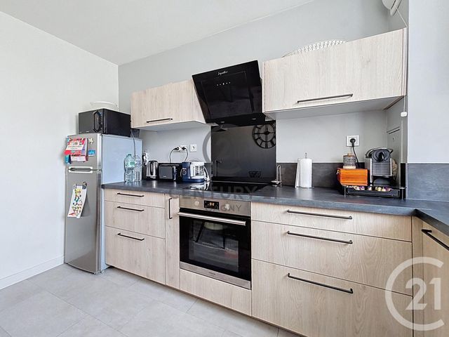 Appartement F3 à vendre - 3 pièces - 69.8 m2 - GAGNY - 93 - ILE-DE-FRANCE - Century 21 Sweet Home Immobilier