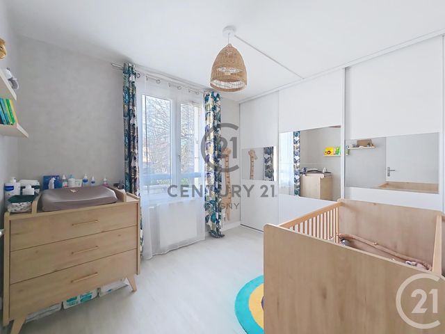 Appartement F3 à vendre - 3 pièces - 69.8 m2 - GAGNY - 93 - ILE-DE-FRANCE - Century 21 Sweet Home Immobilier