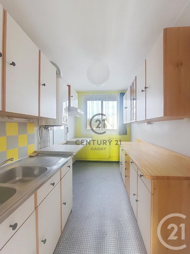 Appartement F4 à louer - 4 pièces - 70.24 m2 - GAGNY - 93 - ILE-DE-FRANCE - Century 21 Sweet Home Immobilier