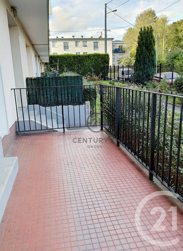 Appartement F2 à louer - 2 pièces - 49.4 m2 - GAGNY - 93 - ILE-DE-FRANCE - Century 21 Sweet Home Immobilier