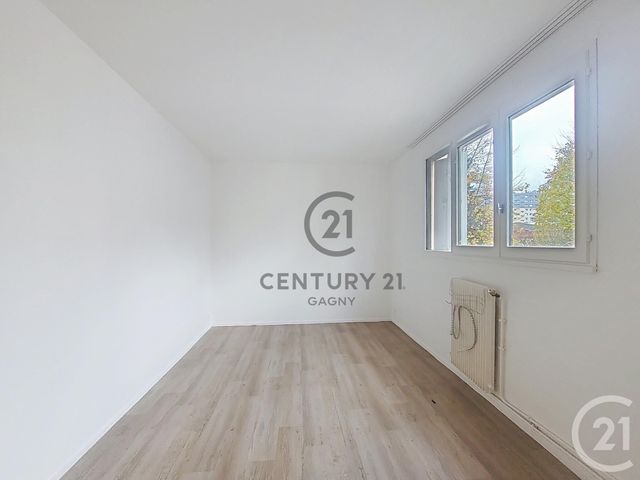 Appartement F4 à louer - 4 pièces - 97.4 m2 - GAGNY - 93 - ILE-DE-FRANCE - Century 21 Sweet Home Immobilier