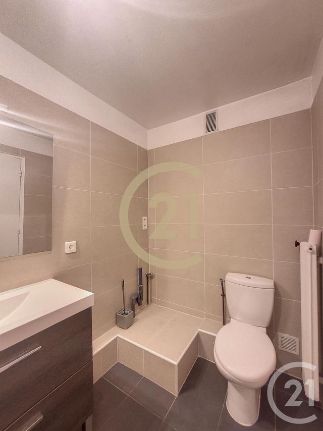 Appartement F2 à louer - 2 pièces - 43.08 m2 - VILLEMOMBLE - 93 - ILE-DE-FRANCE - Century 21 Sweet Home Immobilier