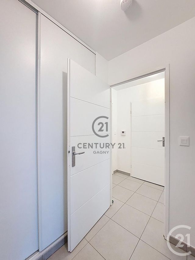 Appartement F3 à louer - 3 pièces - 57.86 m2 - VILLEMOMBLE - 93 - ILE-DE-FRANCE - Century 21 Sweet Home Immobilier