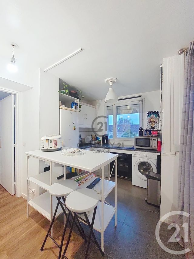 Appartement F3 à louer - 3 pièces - 50.38 m2 - GAGNY - 93 - ILE-DE-FRANCE - Century 21 Sweet Home Immobilier