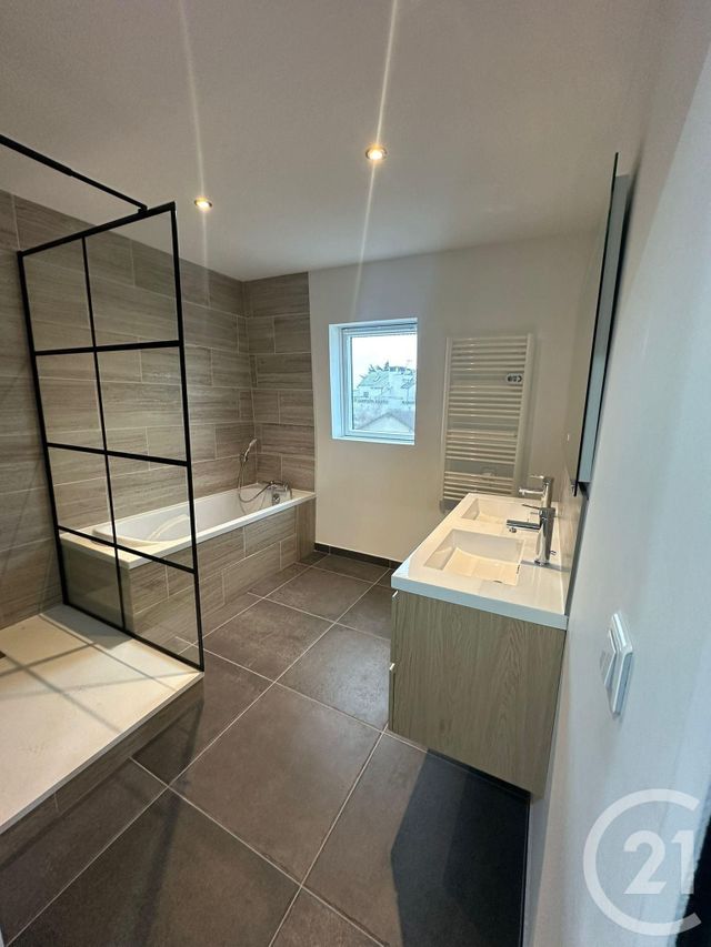 Appartement F4 à vendre - 5 pièces - 102.94 m2 - VILLEPARISIS - 77 - ILE-DE-FRANCE - Century 21 Sweet Home Immobilier