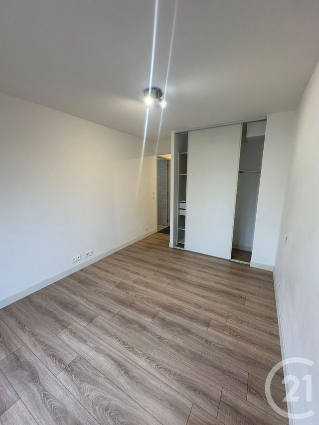Appartement F4 à vendre - 5 pièces - 102.94 m2 - VILLEPARISIS - 77 - ILE-DE-FRANCE - Century 21 Sweet Home Immobilier