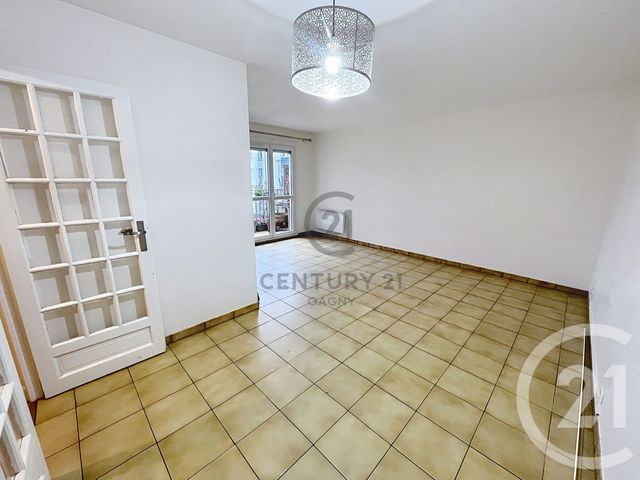 Appartement F3 à louer - 3 pièces - 67.81 m2 - GAGNY - 93 - ILE-DE-FRANCE - Century 21 Sweet Home Immobilier
