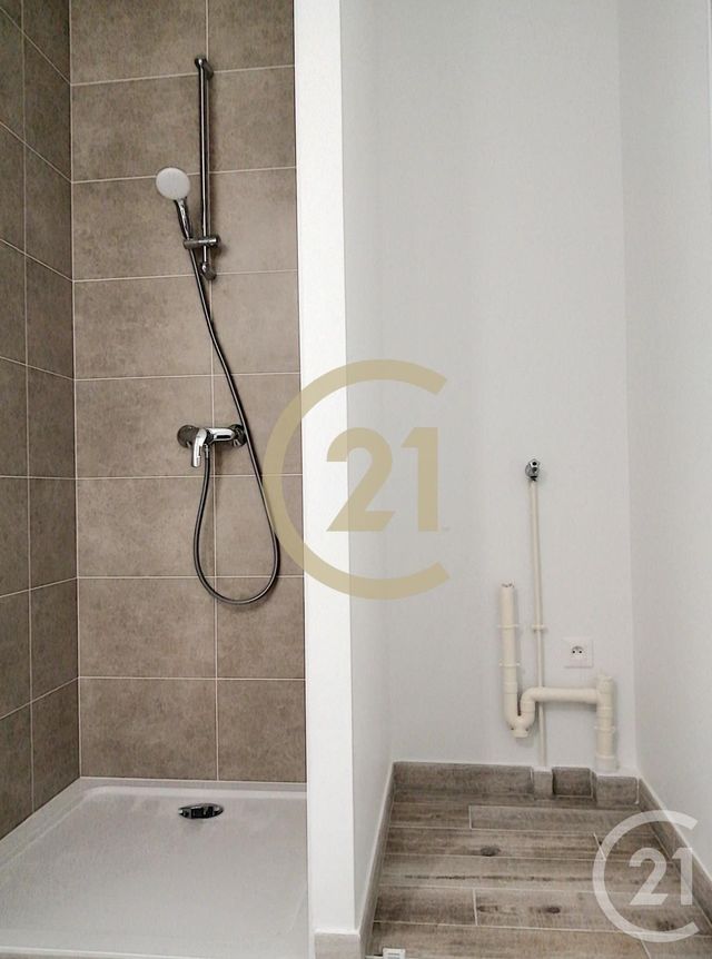 Appartement F3 à louer - 3 pièces - 63.37 m2 - GAGNY - 93 - ILE-DE-FRANCE - Century 21 Sweet Home Immobilier