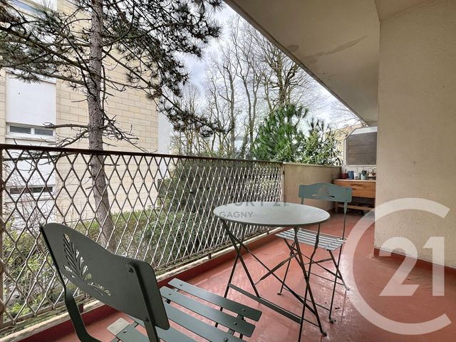 Appartement F2 à louer - 2 pièces - 51.22 m2 - VILLEMOMBLE - 93 - ILE-DE-FRANCE - Century 21 Sweet Home Immobilier