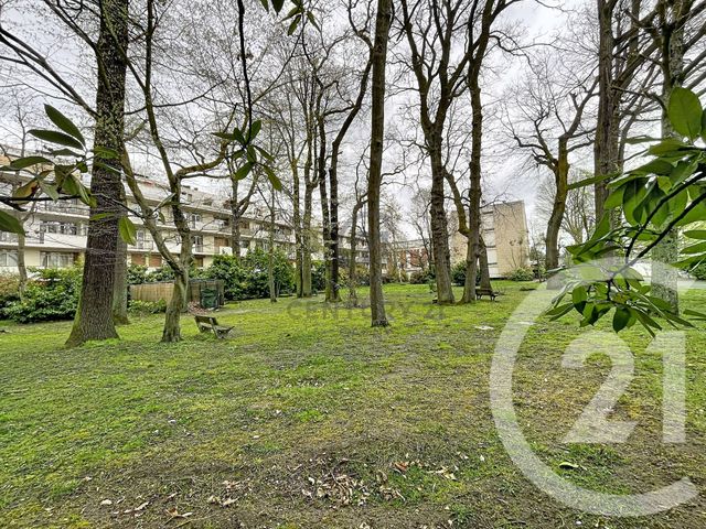 Appartement F2 à louer - 2 pièces - 51.22 m2 - VILLEMOMBLE - 93 - ILE-DE-FRANCE - Century 21 Sweet Home Immobilier