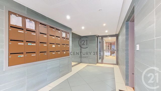 Appartement F1 à vendre - 1 pièce - 27.86 m2 - NEUILLY SUR MARNE - 93 - ILE-DE-FRANCE - Century 21 Sweet Home Immobilier
