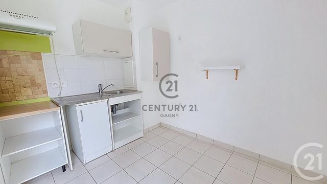 Appartement F1 à vendre - 1 pièce - 27.86 m2 - NEUILLY SUR MARNE - 93 - ILE-DE-FRANCE - Century 21 Sweet Home Immobilier