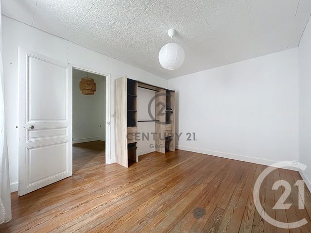 Appartement F2 à louer - 2 pièces - 48.8 m2 - CHELLES - 77 - ILE-DE-FRANCE - Century 21 Sweet Home Immobilier