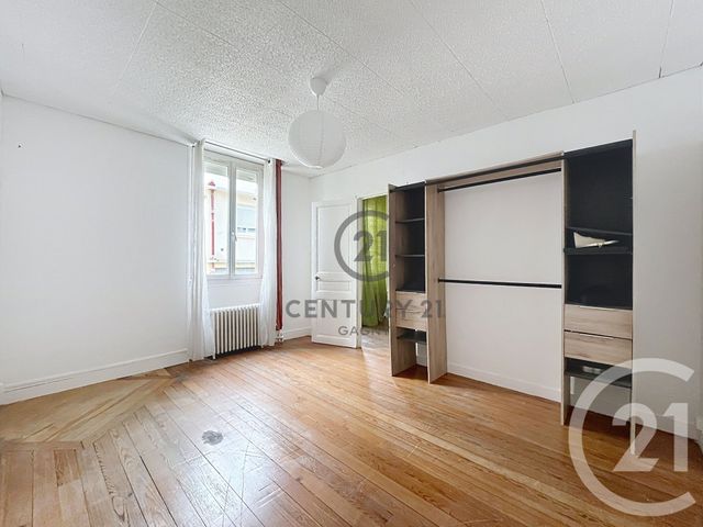 Appartement F2 à louer - 2 pièces - 48.8 m2 - CHELLES - 77 - ILE-DE-FRANCE - Century 21 Sweet Home Immobilier