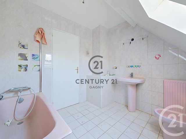 maison à vendre - 5 pièces - 129.19 m2 - GAGNY - 93 - ILE-DE-FRANCE - Century 21 Sweet Home Immobilier