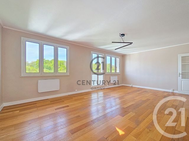 Appartement F3 bis à louer - 3 pièces - 73.29 m2 - GAGNY - 93 - ILE-DE-FRANCE - Century 21 Sweet Home Immobilier