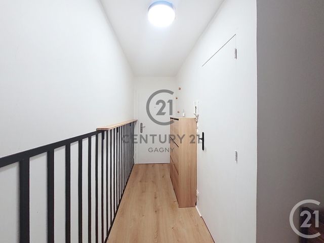 Appartement F2 à louer - 2 pièces - 49.2 m2 - 93 - ILE-DE-FRANCE - Century 21 Sweet Home Immobilier