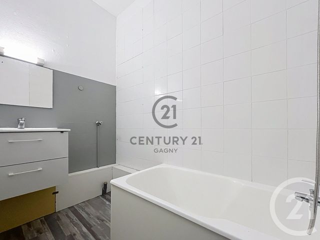 Appartement Duplex à louer - 2 pièces - 47.91 m2 - CHELLES - 77 - ILE-DE-FRANCE - Century 21 Sweet Home Immobilier