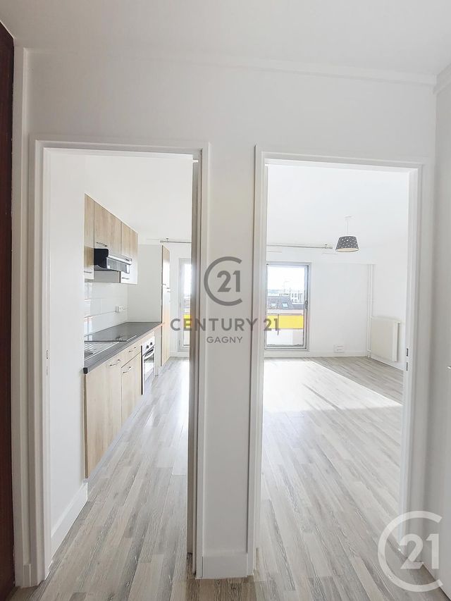 Appartement Studio à louer - 1 pièce - 26.4 m2 - GAGNY - 93 - ILE-DE-FRANCE - Century 21 Sweet Home Immobilier