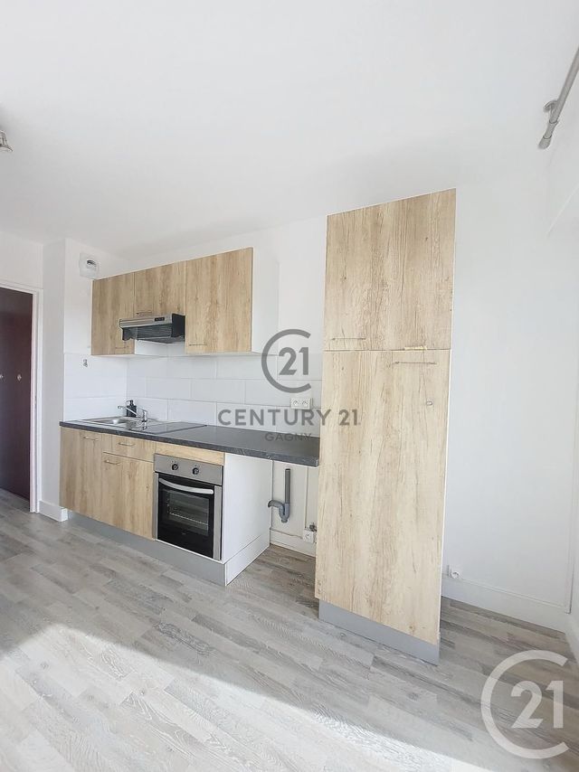 Appartement Studio à louer - 1 pièce - 26.4 m2 - GAGNY - 93 - ILE-DE-FRANCE - Century 21 Sweet Home Immobilier