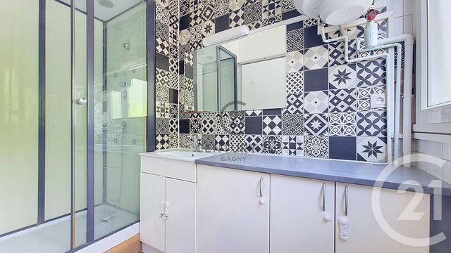 Appartement F2 à vendre - 2 pièces - 46.55 m2 - GAGNY - 93 - ILE-DE-FRANCE - Century 21 Sweet Home Immobilier