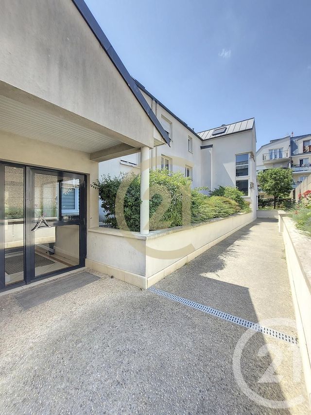 Appartement F2 à louer - 2 pièces - 45.7 m2 - GAGNY - 93 - ILE-DE-FRANCE - Century 21 Sweet Home Immobilier