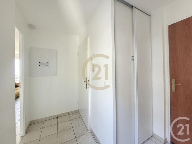 Appartement F2 à louer - 2 pièces - 45.7 m2 - GAGNY - 93 - ILE-DE-FRANCE - Century 21 Sweet Home Immobilier