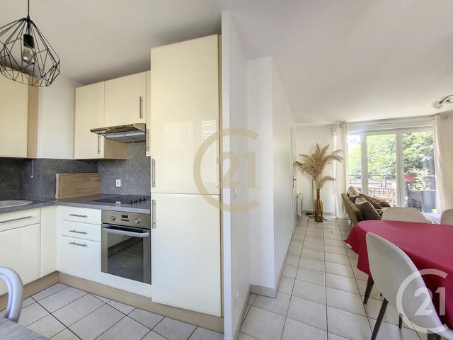 Appartement F2 à louer - 2 pièces - 45.7 m2 - GAGNY - 93 - ILE-DE-FRANCE - Century 21 Sweet Home Immobilier