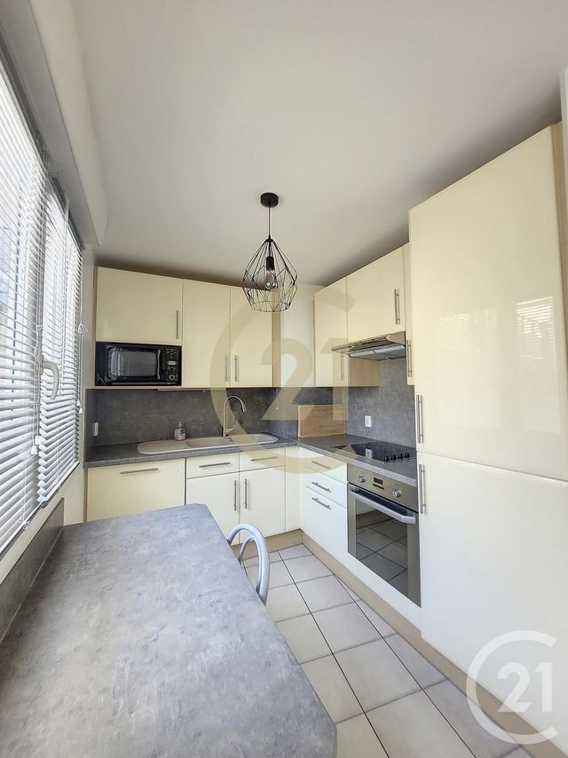 Appartement F2 à louer - 2 pièces - 45.7 m2 - GAGNY - 93 - ILE-DE-FRANCE - Century 21 Sweet Home Immobilier