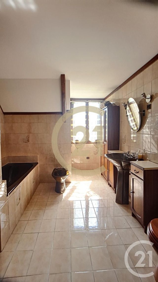 maison à louer - 7 pièces - 140.0 m2 - GAGNY - 93 - ILE-DE-FRANCE - Century 21 Sweet Home Immobilier