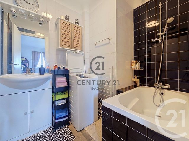Appartement F2 à vendre - 2 pièces - 39.86 m2 - GAGNY - 93 - ILE-DE-FRANCE - Century 21 Sweet Home Immobilier