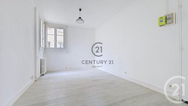 Appartement F1 à louer - 1 pièce - 22.35 m2 - NEUILLY PLAISANCE - 93 - ILE-DE-FRANCE - Century 21 Sweet Home Immobilier