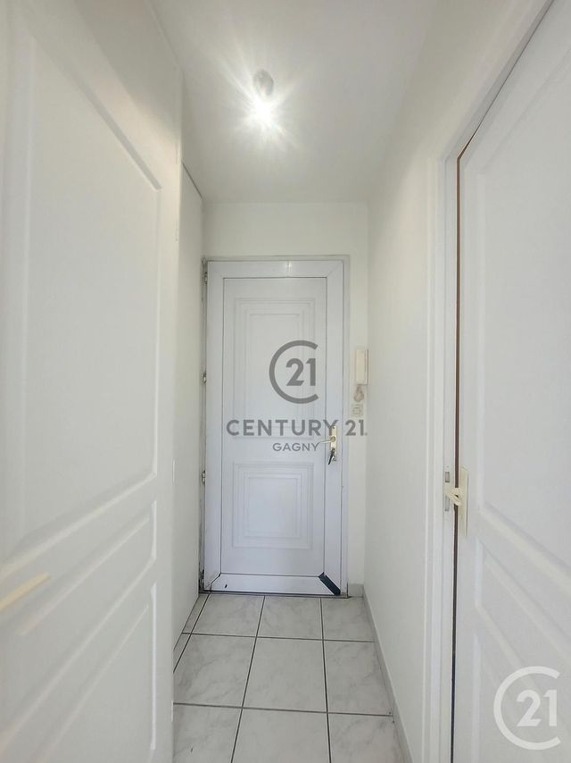 Appartement Studio à louer - 1 pièce - 24.1 m2 - GAGNY - 93 - ILE-DE-FRANCE - Century 21 Sweet Home Immobilier