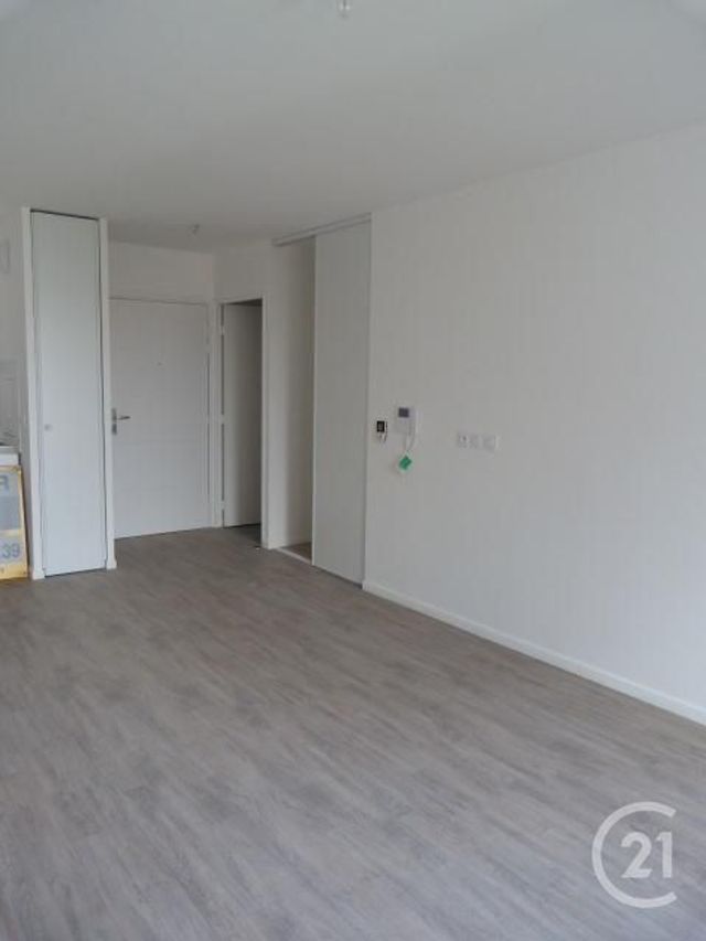 Appartement Studio à louer - 1 pièce - 28.54 m2 - AULNAY SOUS BOIS - 93 - ILE-DE-FRANCE - Century 21 Sweet Home Immobilier